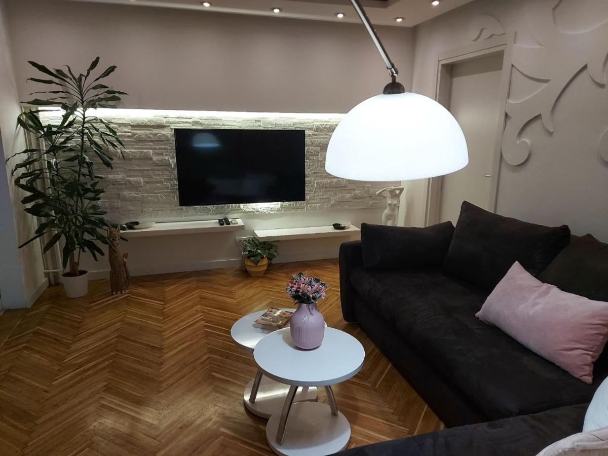 Apartment De Luna Belgrade Exterior photo