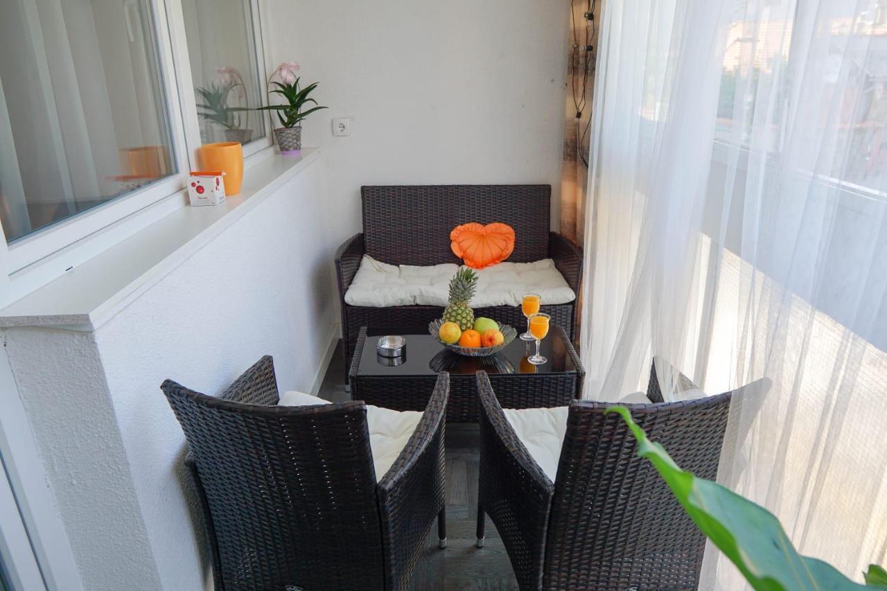 Apartment De Luna Belgrade Exterior photo